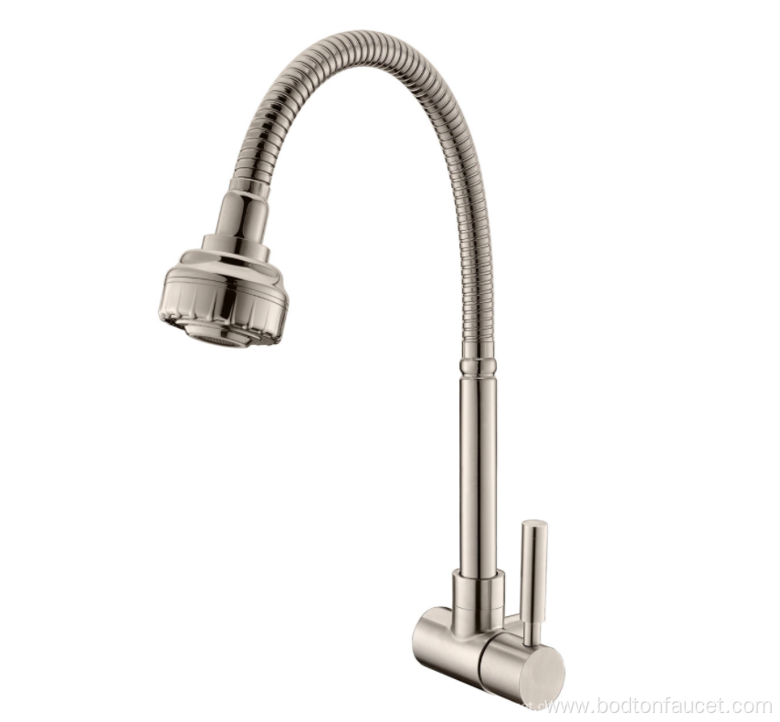 Gold Basin Faucet With Aerator