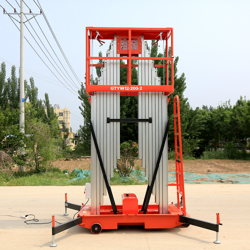 Hydraulic towable Skyjack mobile scissor lift 320kg for sale