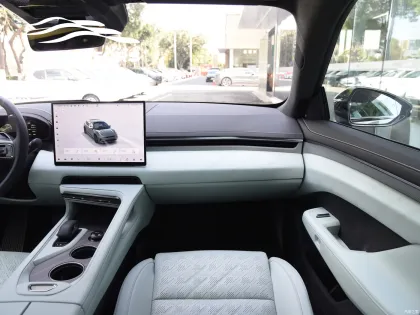 Zeekr 001 WE Edition RWD