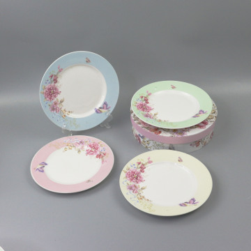 Customizable Round Cakes and Porcelain Dinner Plates