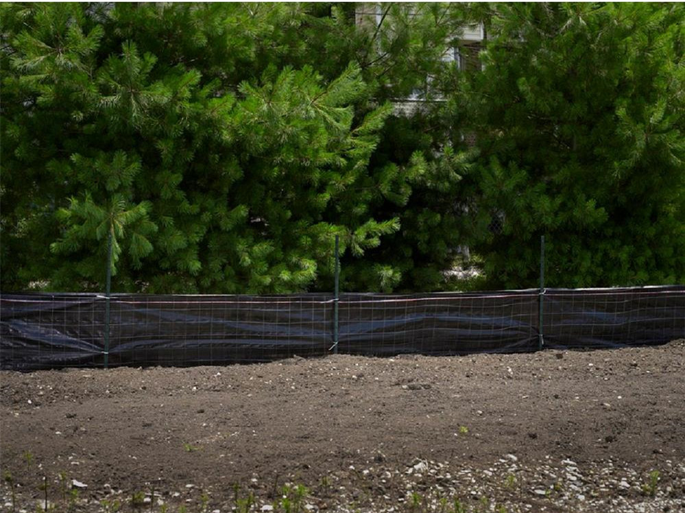 wire backed silt fence