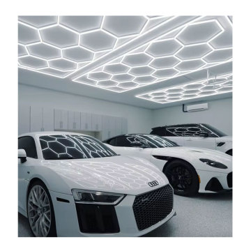 Waben -LED -Sechskantlichter für OMAS -Auto -Details Workshop "(Hinweis: Es scheint einen kleinen Tippfehler in Ihrem Satz zu geben; ich nahm an, dass" Ogas "" Omas "sein sollte. Wenn dies nicht der Fall ist, lassen Sie es mich bi