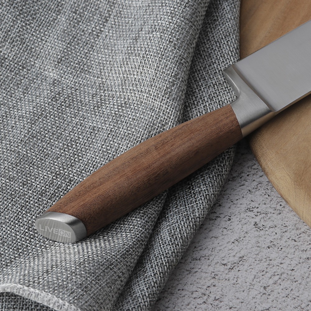 COUTEAU SANTOKU DE 5 PO AVEC MANCHE EN NOYER