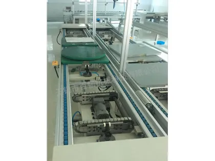 Compact automatic workholding for industrial lines