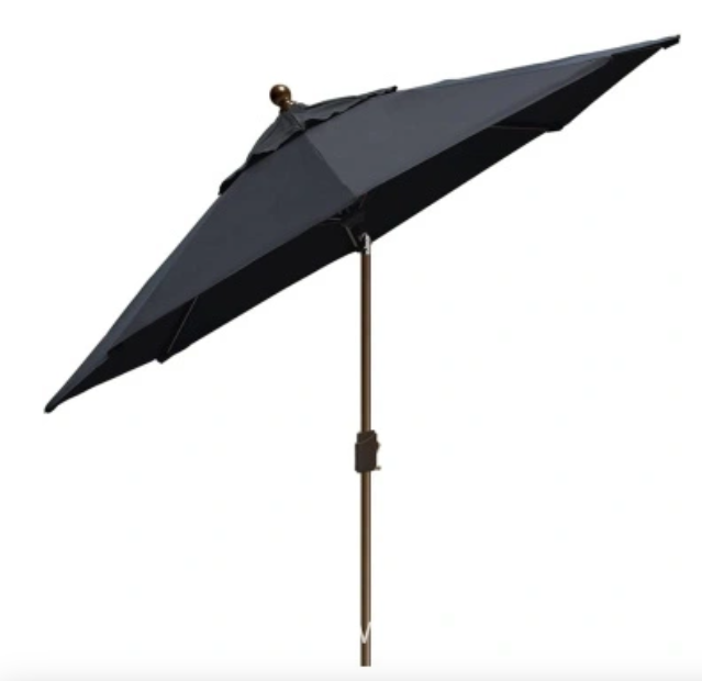 Customizable Beach Umbrellas Cater to Diverse Personal Preferences