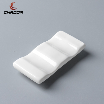 CHAODA Kitchen Ceramic White Embossed Cutlery Utensil Holder