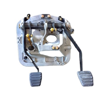 DZ9112230003: Gruppo pedale della frizione Shacman F2000/F3000/X3000/L3000
