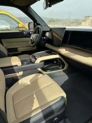 2023 BYD Fang Cheng Bao 5 Leopard 5 Plug-in Hybrid Electric SUV Test Drive Review