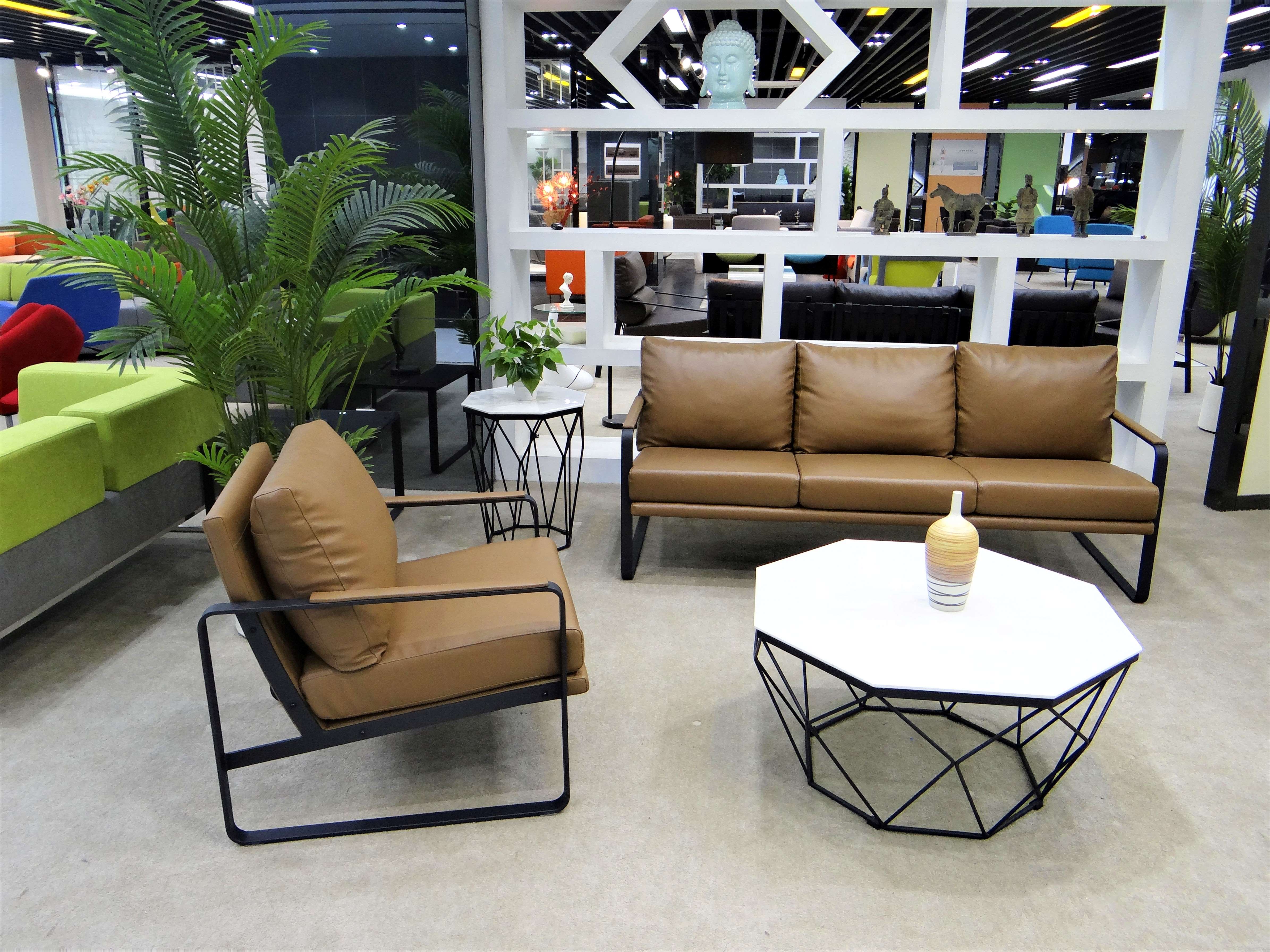 8501bc# Showroom (3)