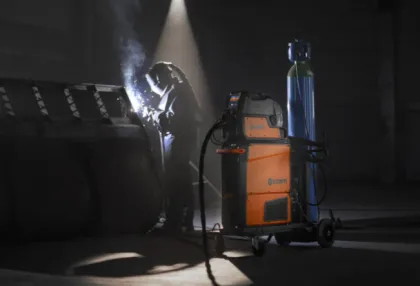 Kemppi X5 Fast MIG/MAG Welder with CNC Robot Arm for Welding Applications