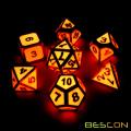 Bescon Super Glow in the Dark Metal Ensemble de dés Polyhedral Golden et Rose, Luminous Metallic RPG Role Playing Game Dice 7pcs Set