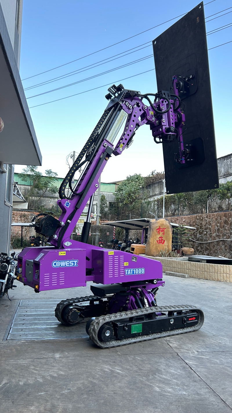 glass lifting manipulator with track1