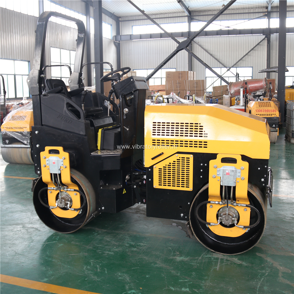 3 Ton Articulated Double Drum Vibratory Roller