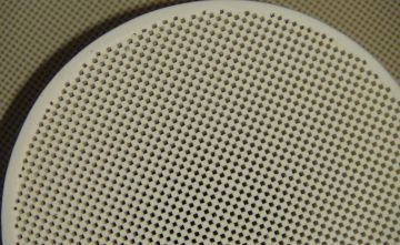 Cordierite Diesel Particulate Filter , White Ceramic Substrate