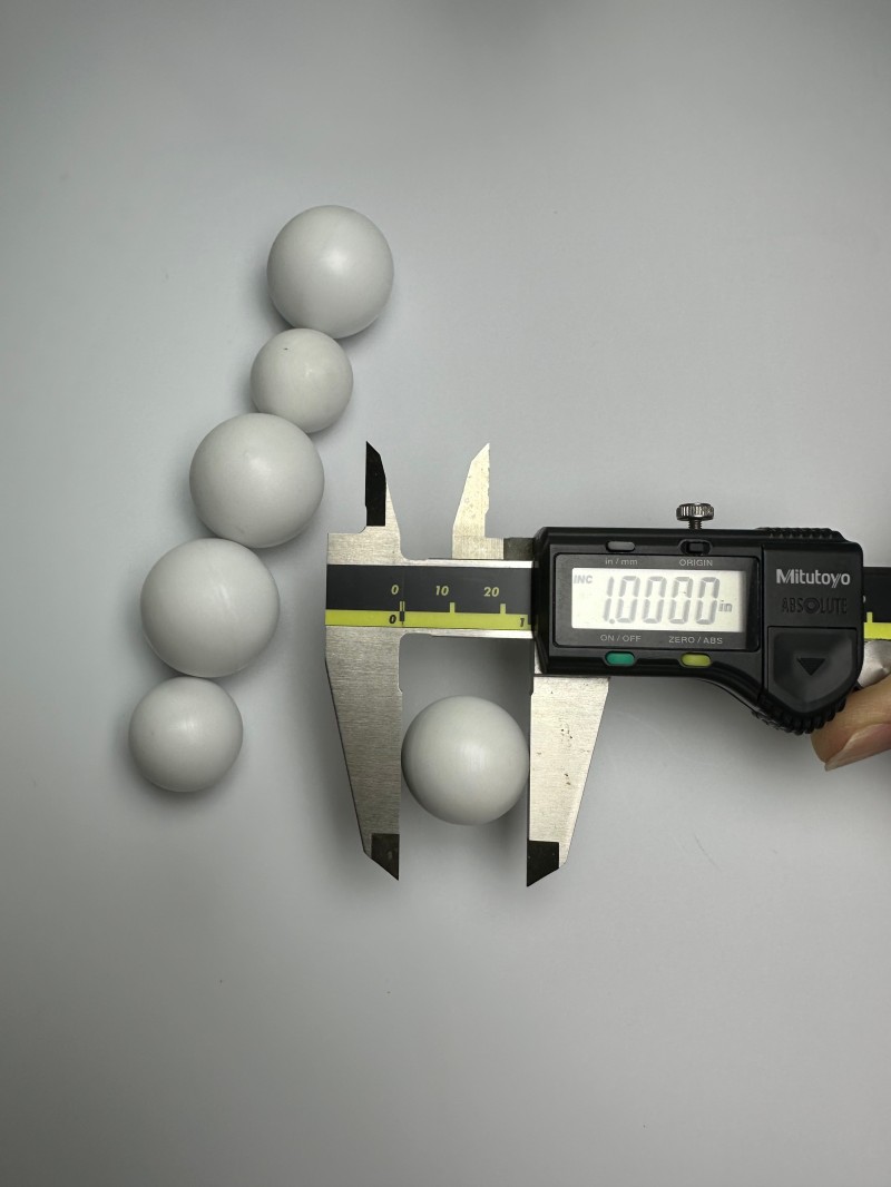 Ertalyte® PETP solid balls6 Ertalyte® PETP solid balls6