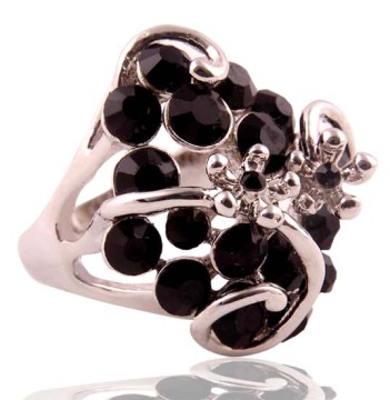 High quality diamond flower ring