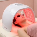 Lámpara de terapia de luz infrarroja multifunción de 7 colores con pulverización