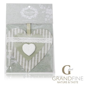 Shanghai professional manufacturer gift sets promotion 1ml diffuser set with fabric heart home perfume decoration