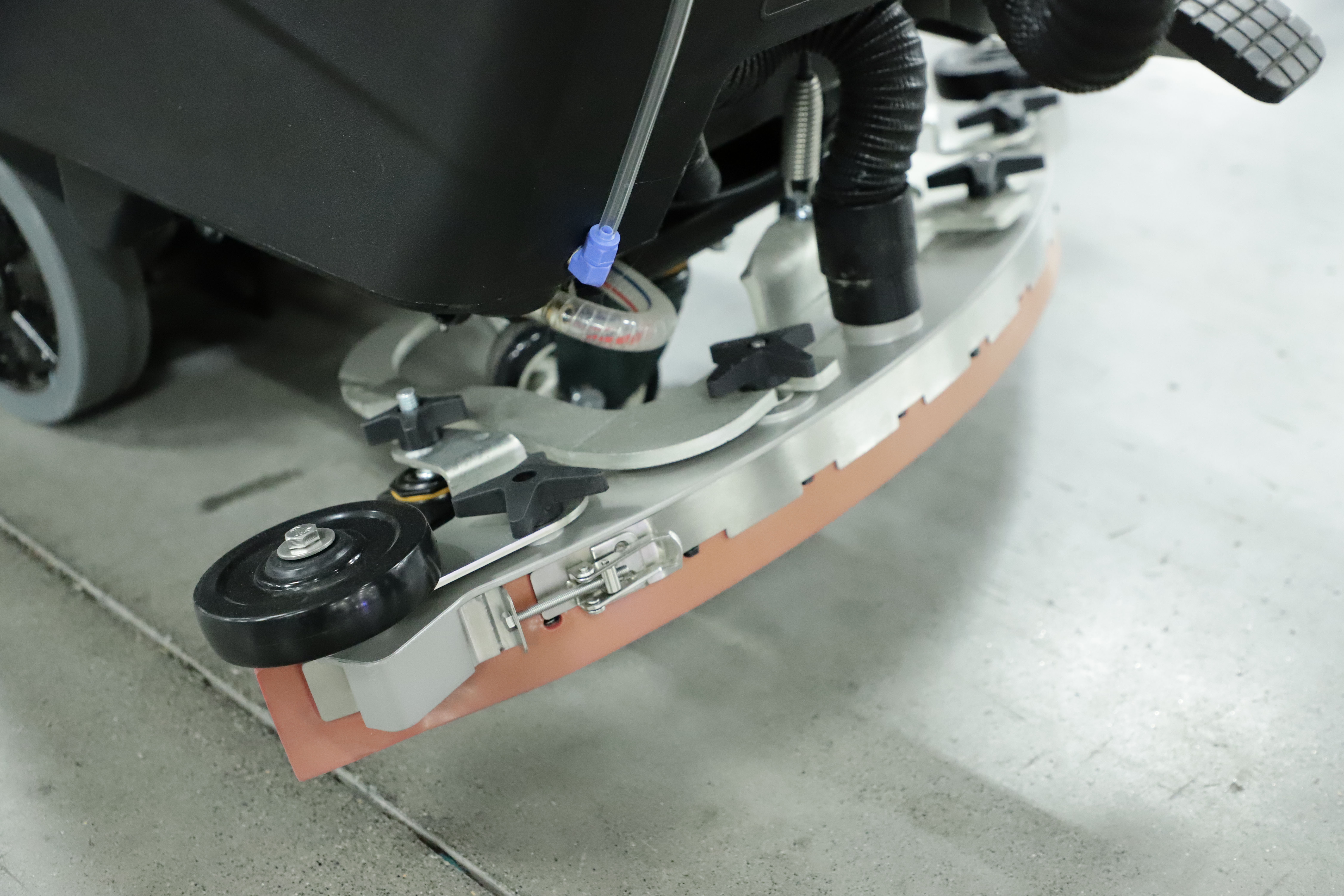 Walk-behind Scrubber Dryer