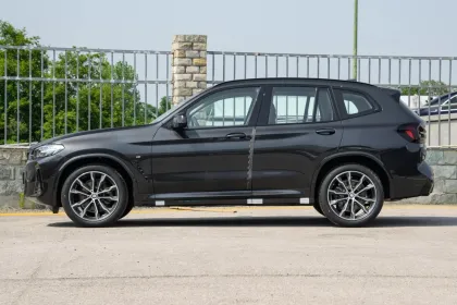2025 BMW X3 Luxury AWD SUV with Electric Fuel from China