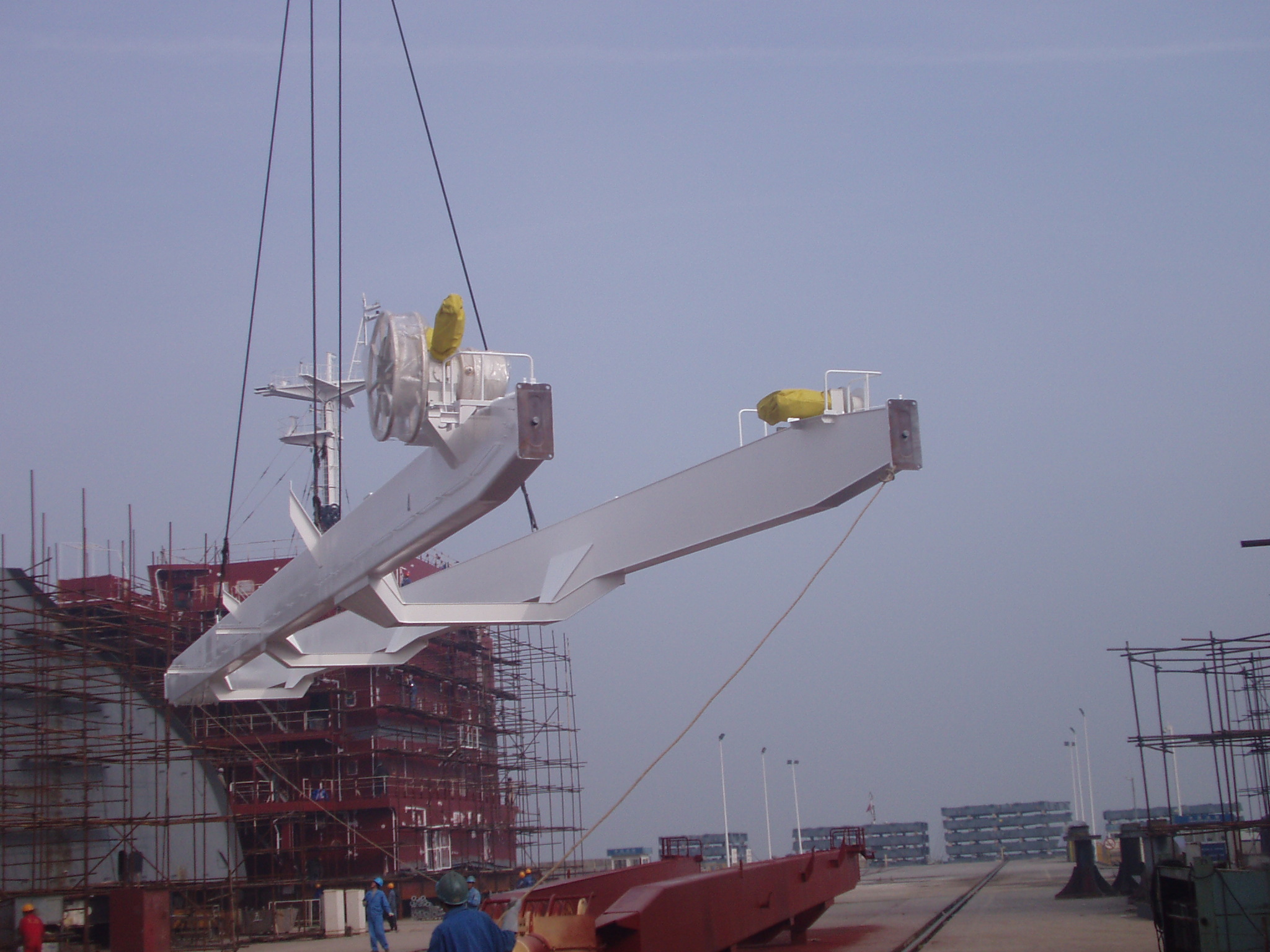 platform marine crane