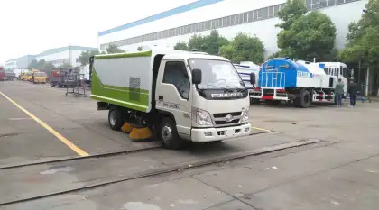Price of foton 2.5cbm road sweeper truck