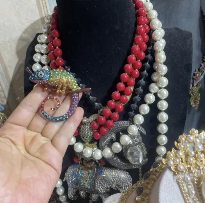 Vintage Exquisite Chameleon Brooch