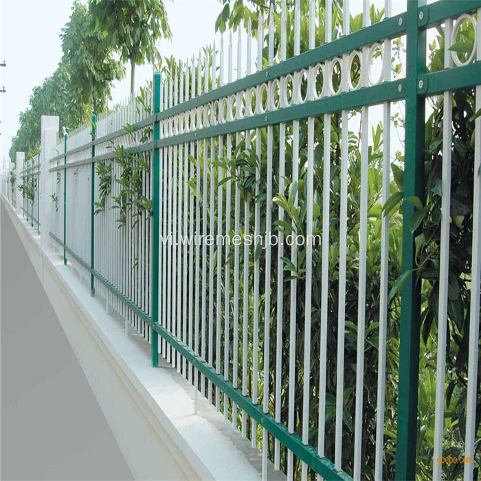 Hàng rào thép kẽm 40 * 40 * 25 để bao vây