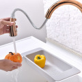 Brass 360 graus Turn Pull Kitchen Sink Torneira