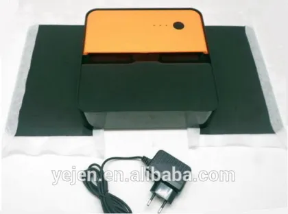 Rechargeable automatic floor cleaner