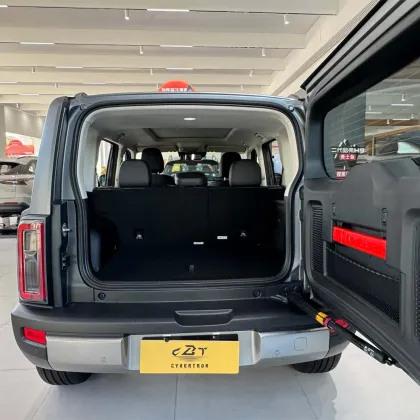 With True Four-Wheel Drive Haval Raptor Gas