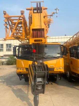 Used mobile crane truck XCT55L5 XCMG truck crane