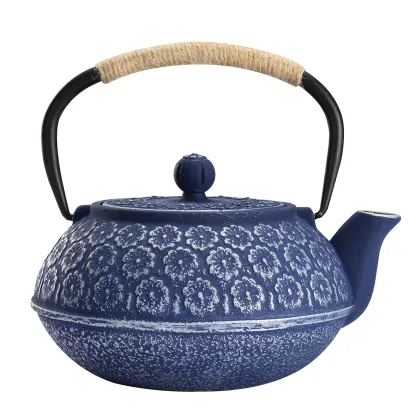 Japanese Cast Iron Teapot with Infuser - 1000 ml Stovetop Safe
