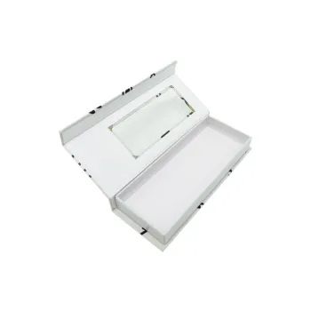 cardboard eyelash box with window
