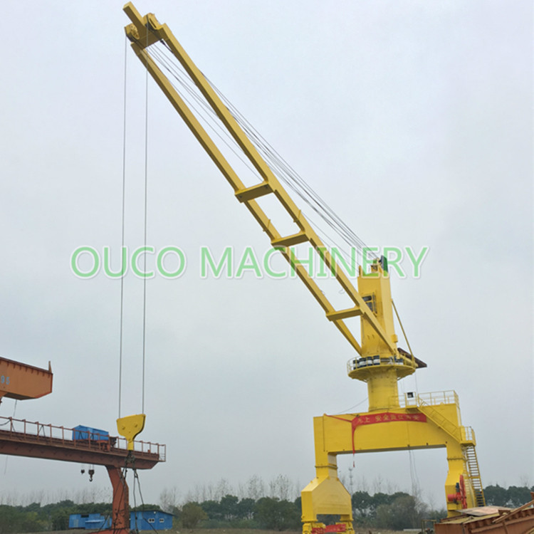 20T30M Mobile MacGregor Port Crane for Cargo Lifting