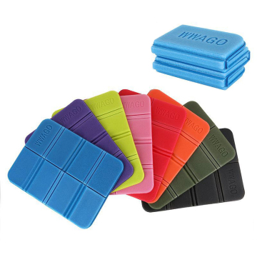 Portable Waterproof Picnic Mat: Perfect Outdoor Companion for Camping, Beach, and More