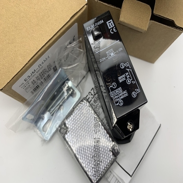 Gold Seller of Original Photoelectric Sensor E3JM-10M4
