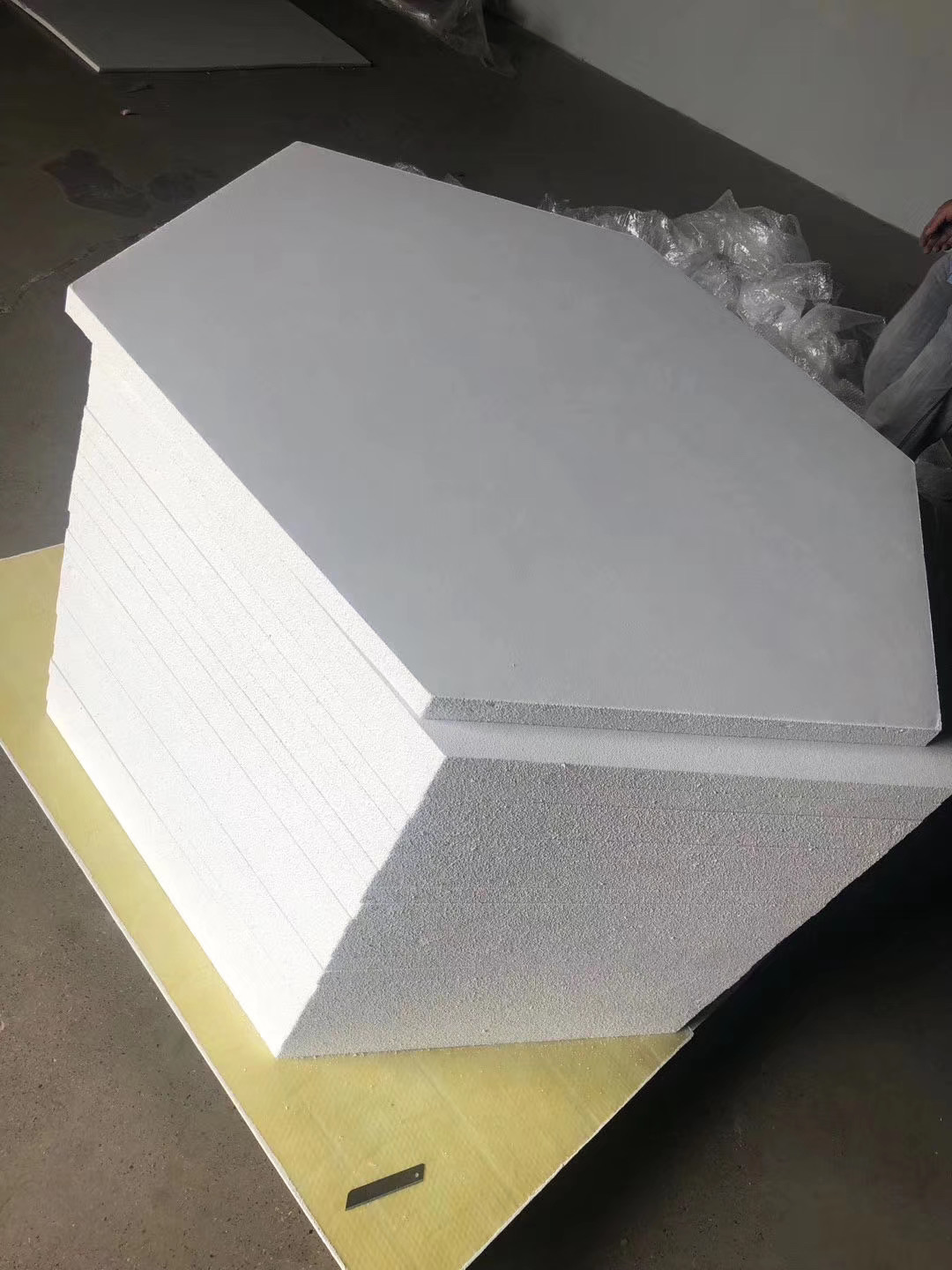 2 x 4 fiberglass ceiling tiles