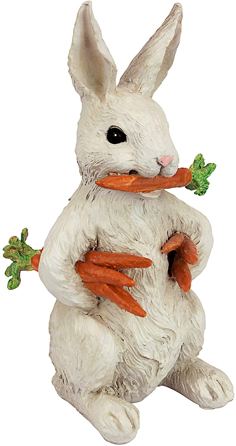 Le lapin avec décor de Pâques de carottes