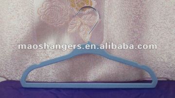anti-slipping flocking hanger for children