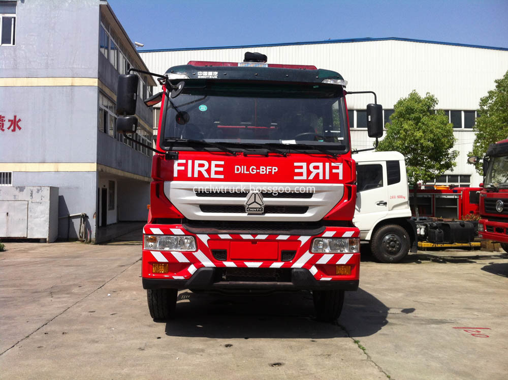 water foam fire truck 1