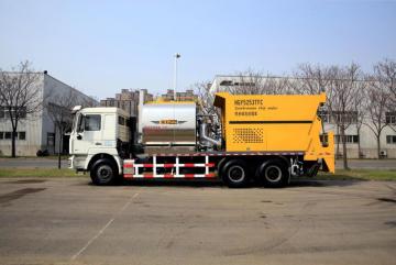 construction gravel seal truck