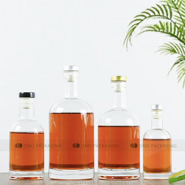 Bottiglia vodka vuota rotonda 500 ml con sigillo tappo a vite