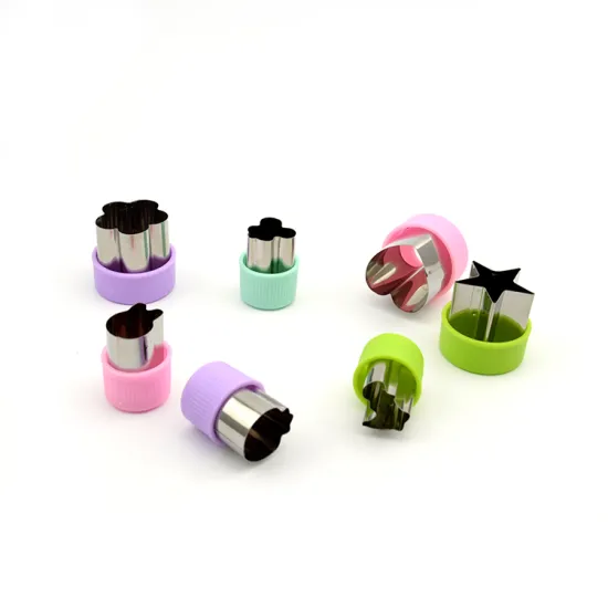 Wholesale Kid-Friendly Cartoon Shaped Biscuit Molds: DIY Stainless Steel Fruit & Vegetable Cutters for the Kitchen