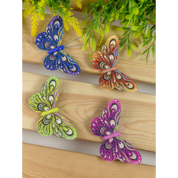 Butterfly hantverksaktiviteter för förskolebarn