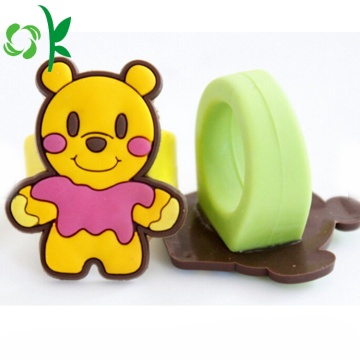 Anéis de Natal linda Cartoon urso amarelo Silicone 3D