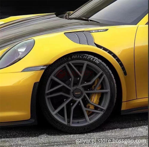 GT3rs Style Dry Carbon Fiber Perforated Leaf Plate for Porsche 911 (992) 2018-2022