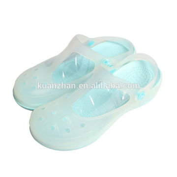 Hot-Selling massage slipper fashion style jelly flip flops
