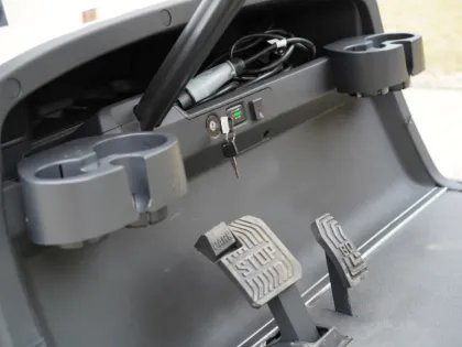 6 Seater Electric Sightseeing Bus - Antique Vintage Electric Sightseeing Car