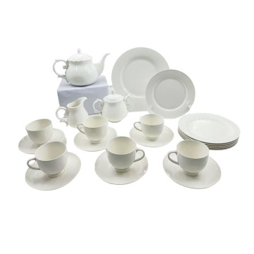 Artisanal Ceramic Cutlery with Historical Depth